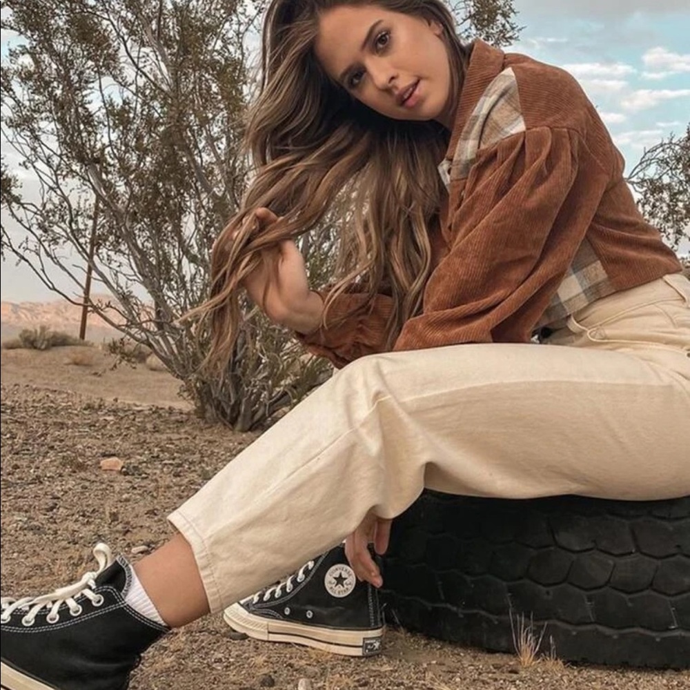 beige jeans